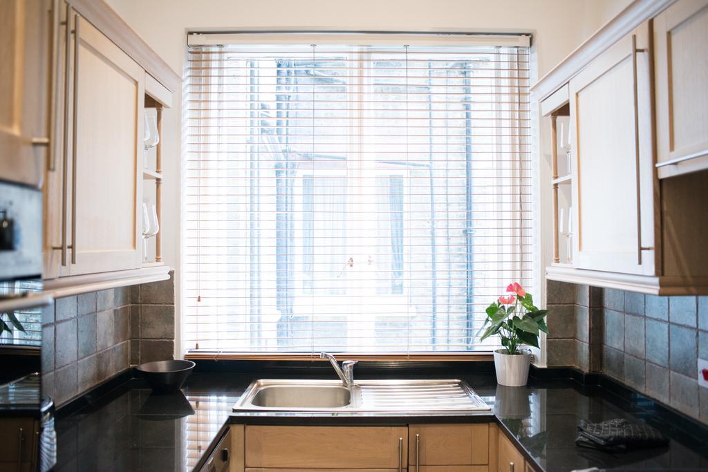 Luxton Apartments - Knightsbridge Londra Dış mekan fotoğraf